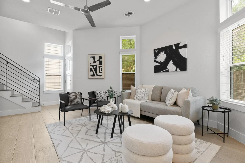 Unit for sale at 5609 Tura LN, Austin, TX 78721