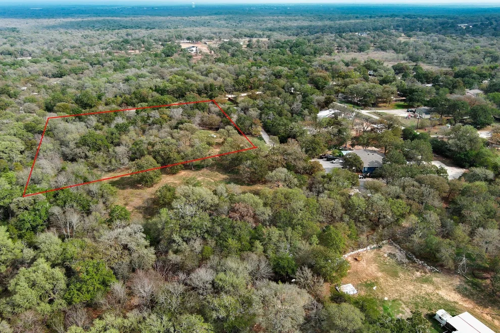 Unit for sale at 235 The Forest RD, Dale, TX 78616