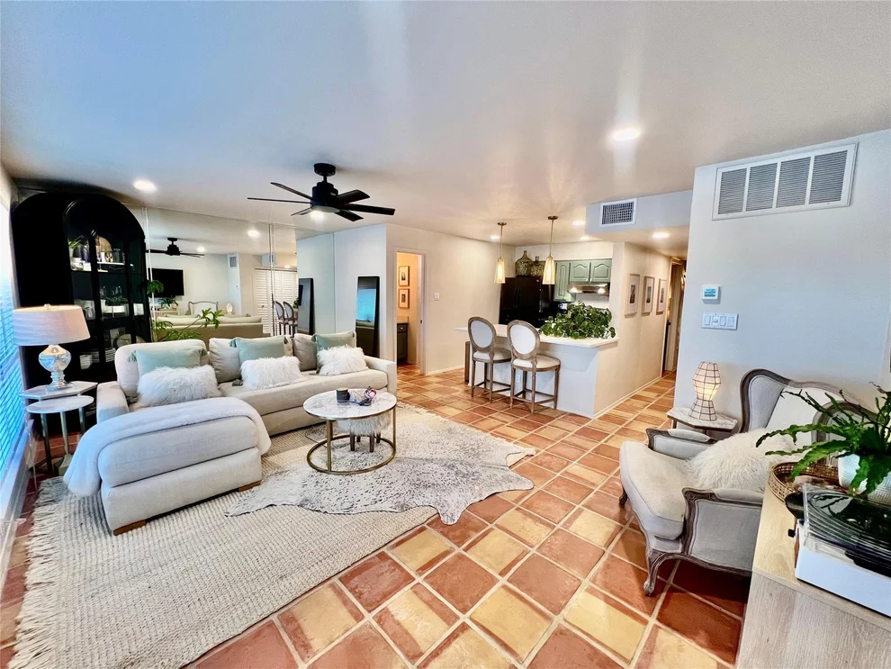Unit for sale at 1601 Judy Lynn DR, Spicewood, TX 78669