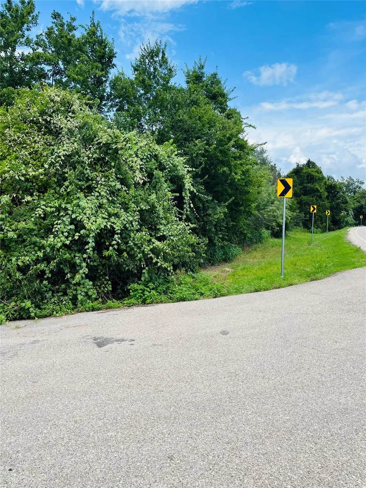 Unit for sale at 115 S FM 908, Rockdale, TX 76567