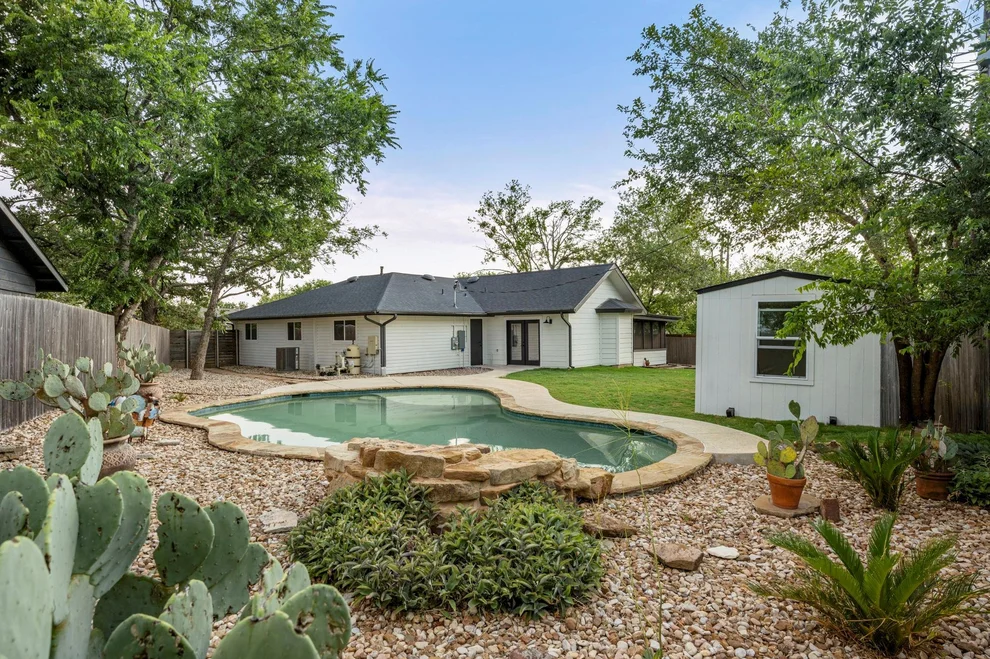 Unit for sale at 5702 Sutherlin RD, Austin, TX 78723