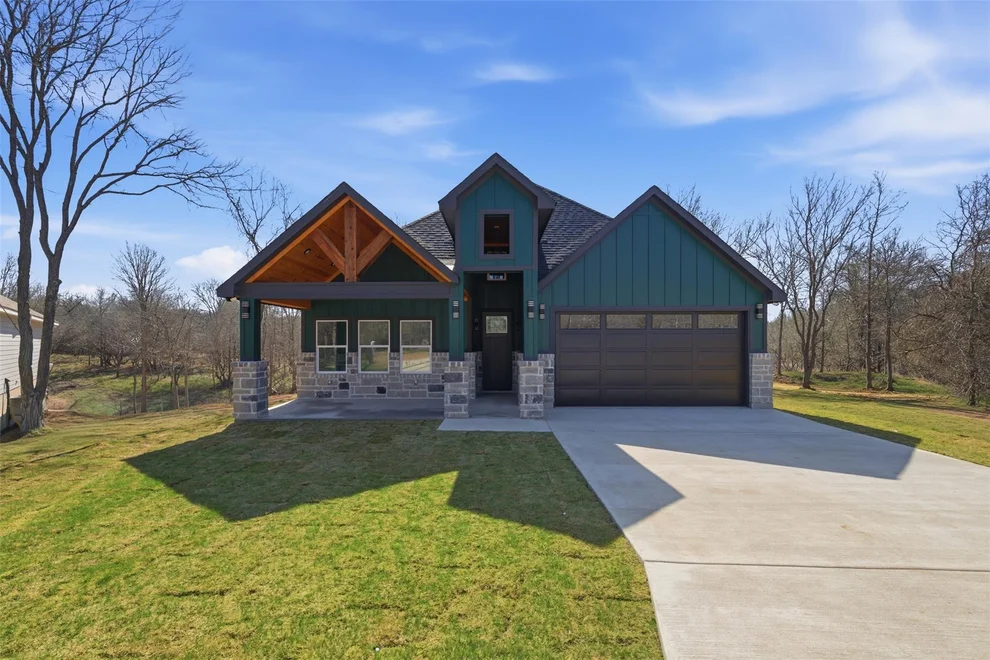 Unit for sale at 131 E Keomuku LN, Bastrop, TX 78602