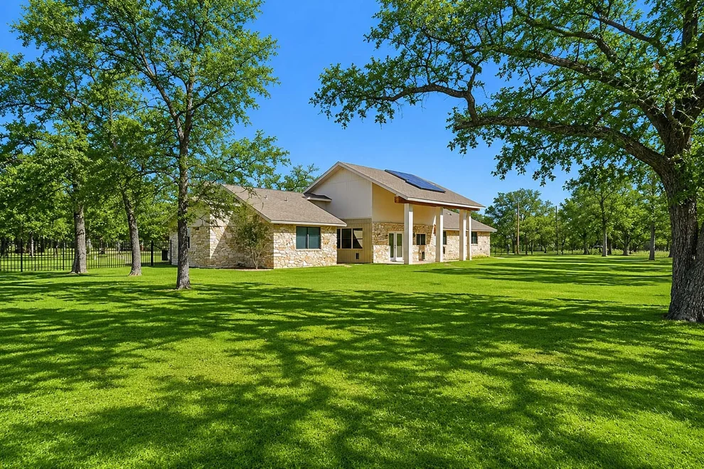 Unit for sale at 2906 Post River RD, Cedar Park, TX 78613