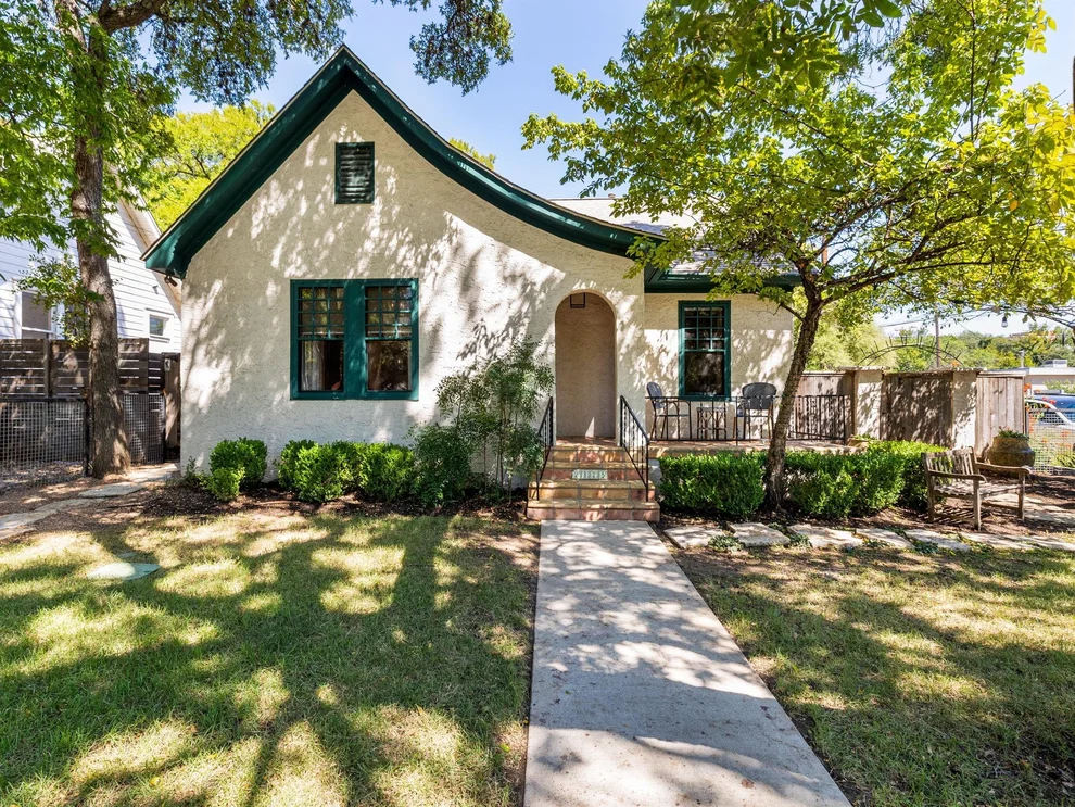 Unit for sale at 2825 Shoal Crest Ave, Austin, TX 78705