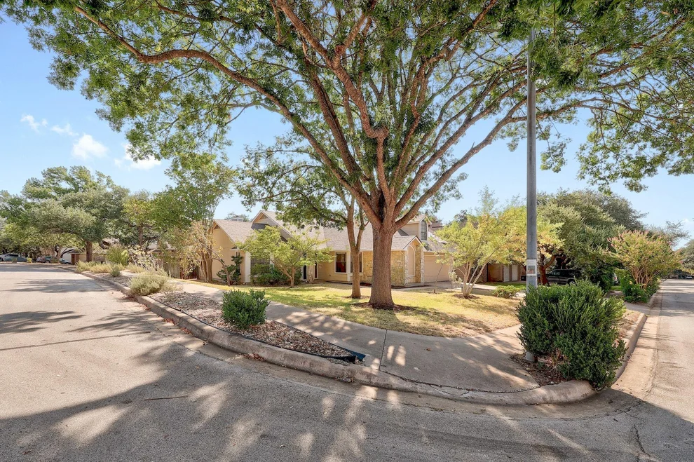 Unit for sale at 13219 Kerrville Folkway, Austin, TX 78729