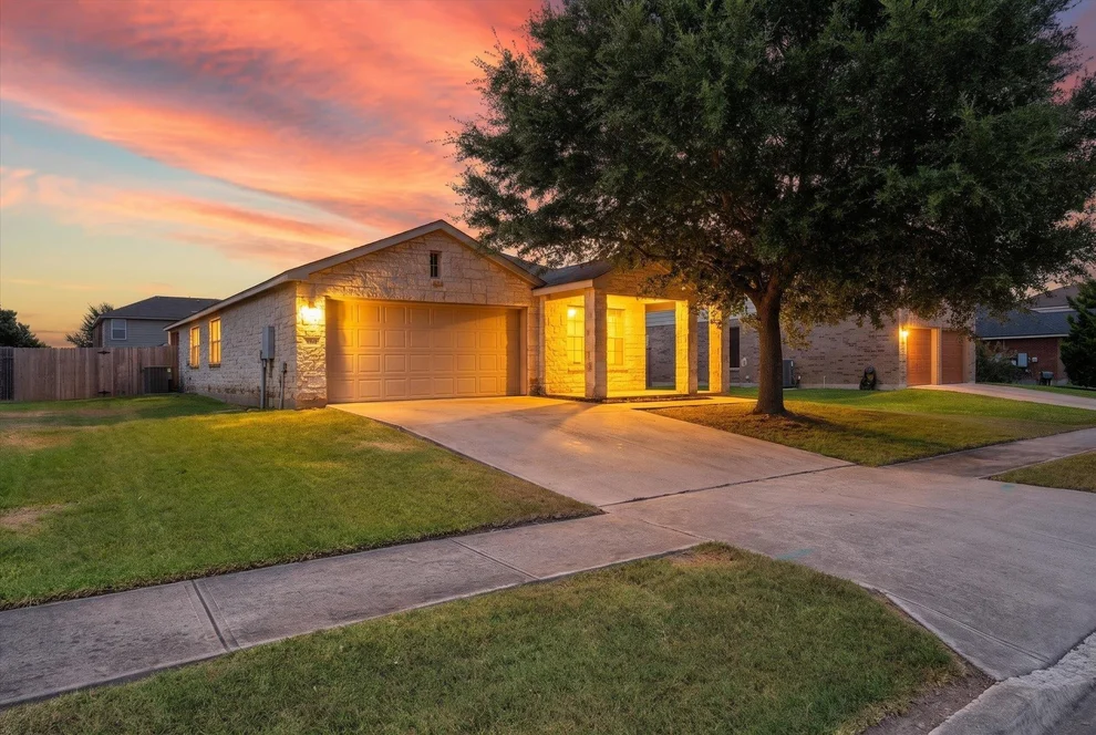Unit for sale at 411 Leo LN, Killeen, TX 76542