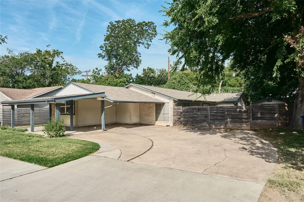 Unit for sale at 6400 Brookside DR, Austin, TX 78723