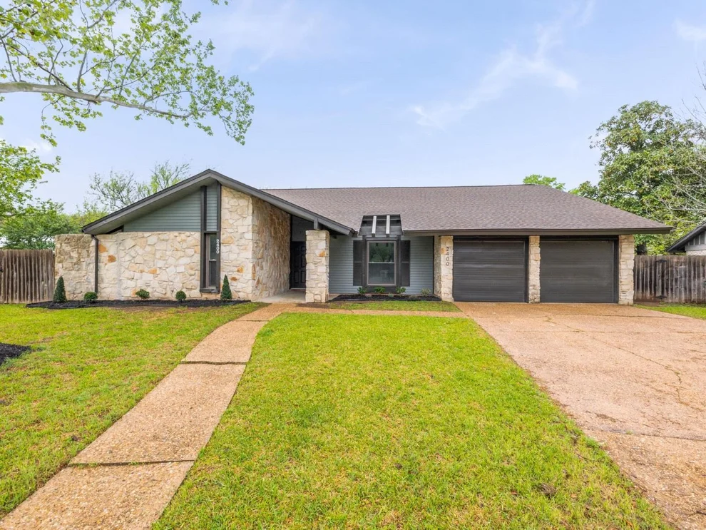 Unit for sale at 2400 Coral Ridge CIR, Austin, TX 78747