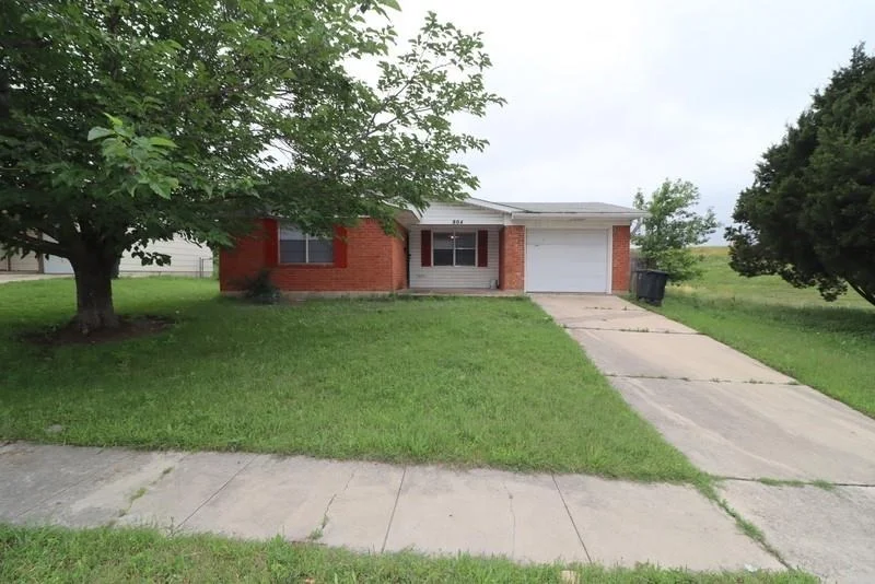 Unit for sale at 804 Stovall Ave, Killeen, TX 76541