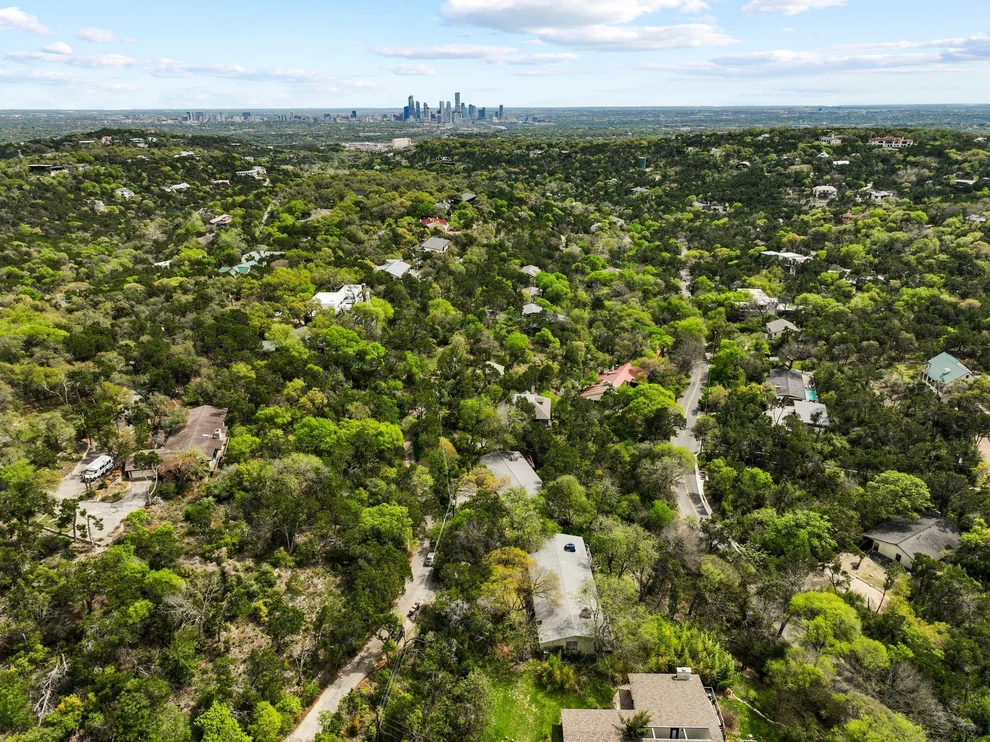 Unit for sale at 1204 Yaupon Valley RD, West Lake Hills, TX 78746