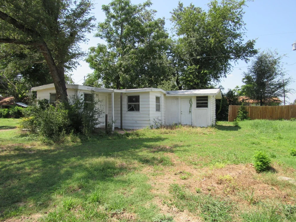 Unit for sale at 3700 Mountain Oak LN, Belton, TX 76513