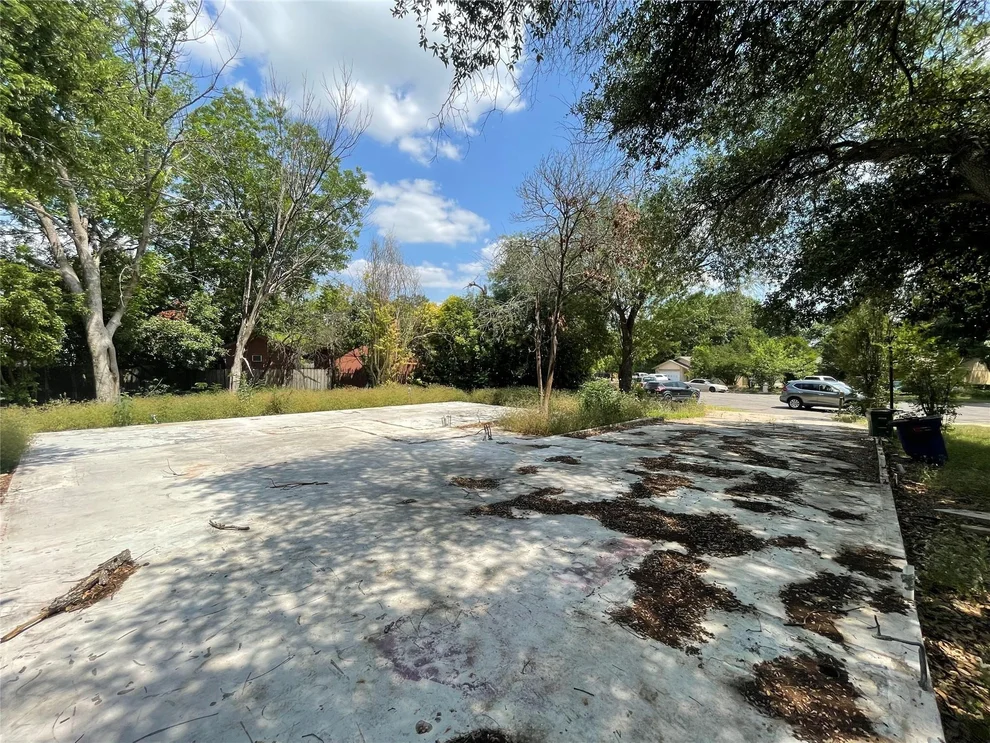 Unit for sale at 4502 Eric CIR, Austin, TX 78744