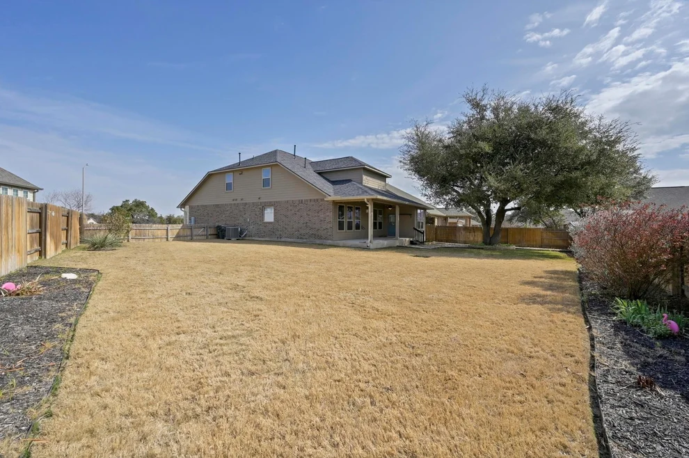 Unit for sale at 312 Beretta CIR, Georgetown, TX 78628