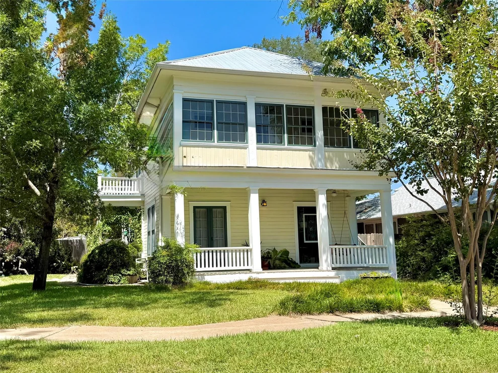 Unit for sale at 200 W 40th ST, Austin, TX 78751