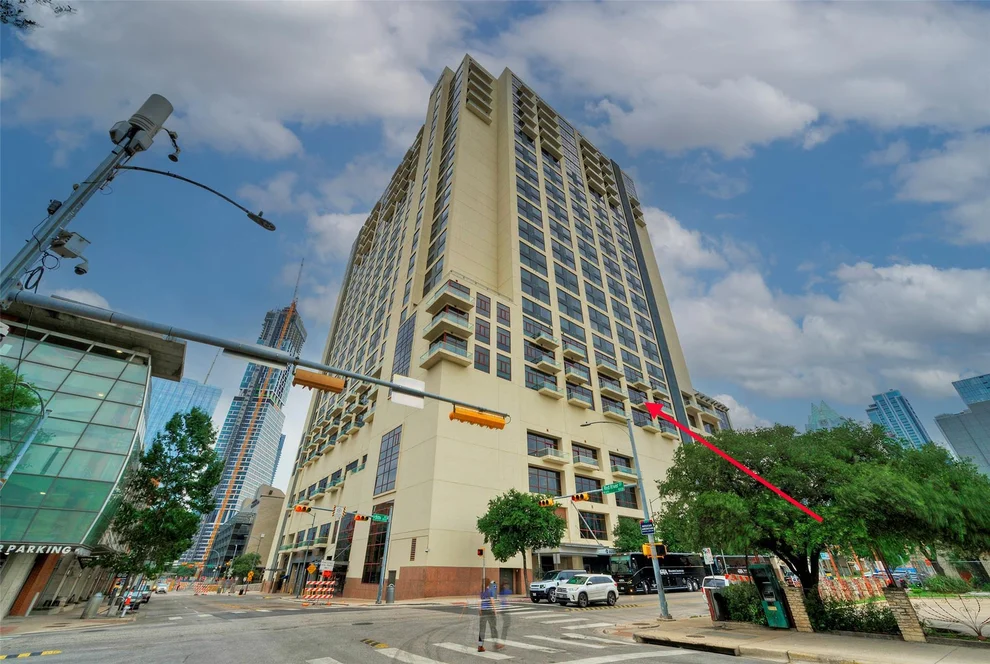 Unit for sale at 555 E 5th ST, Austin, TX 78701