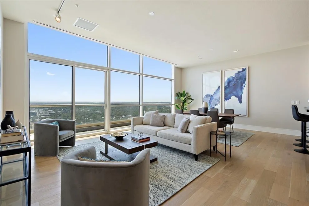 Unit for sale at 555 E 5th ST, Austin, TX 78701