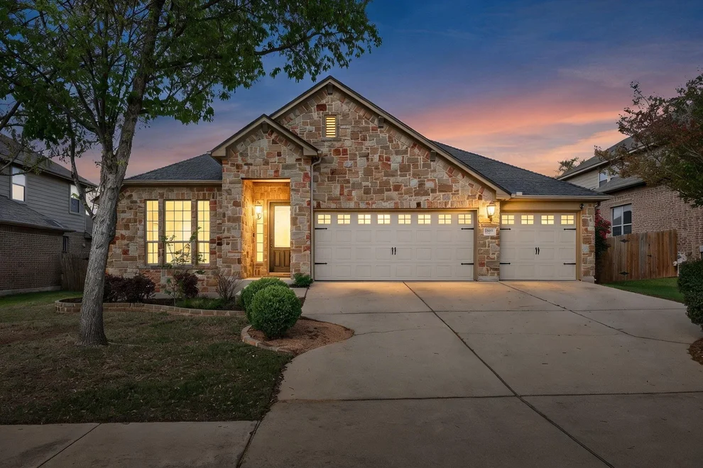 Unit for sale at 13670 Mesa Verde DR, Austin, TX 78737
