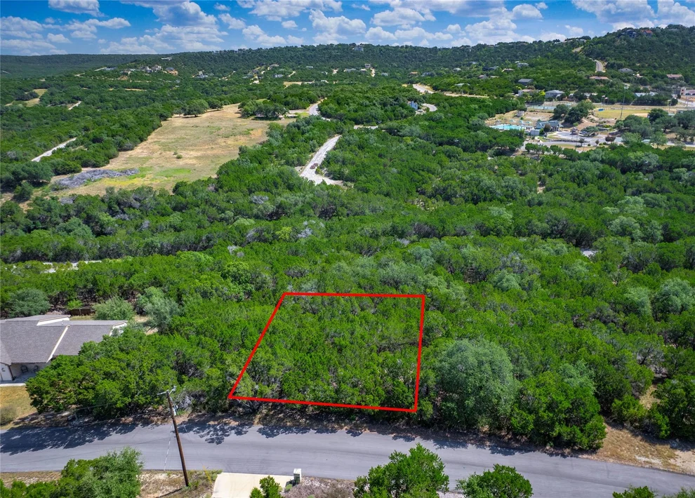 Unit for sale at 8001 Flintlock CIR, Lago Vista, TX 78645