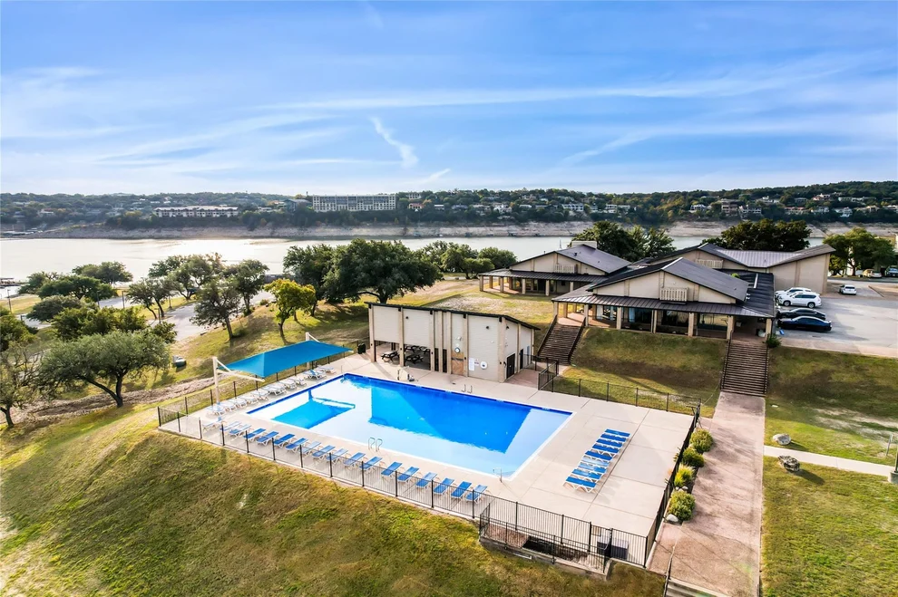 Unit for sale at 416 Summit Ridge DR N, Point Venture, TX 78645