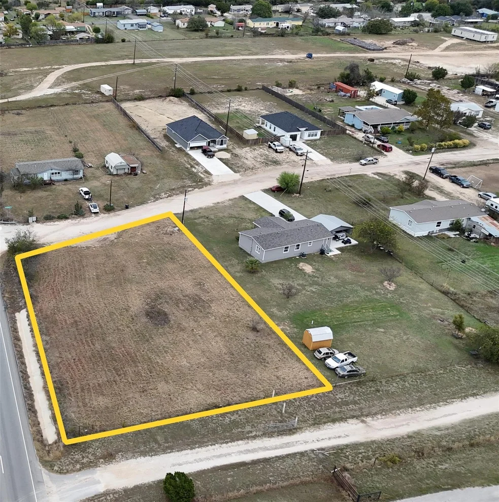Unit for sale at 102 Crestview DR, Liberty Hill, TX 78642