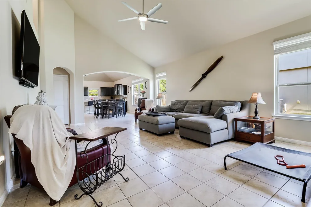 Unit for sale at 1425 Hamiltons WAY, Leander, TX 78641