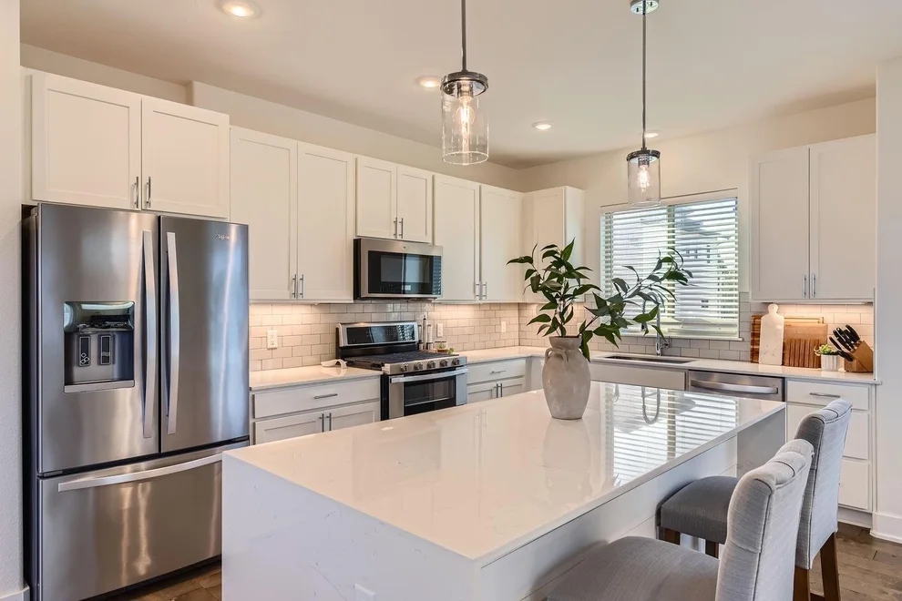 Unit for sale at 5315 La Crosse Ave, Austin, TX 78739
