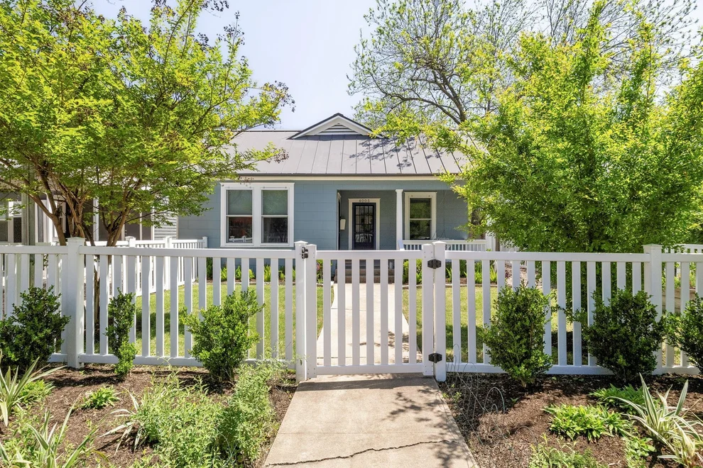 Unit for sale at 4005 Avenue F, Austin, TX 78751