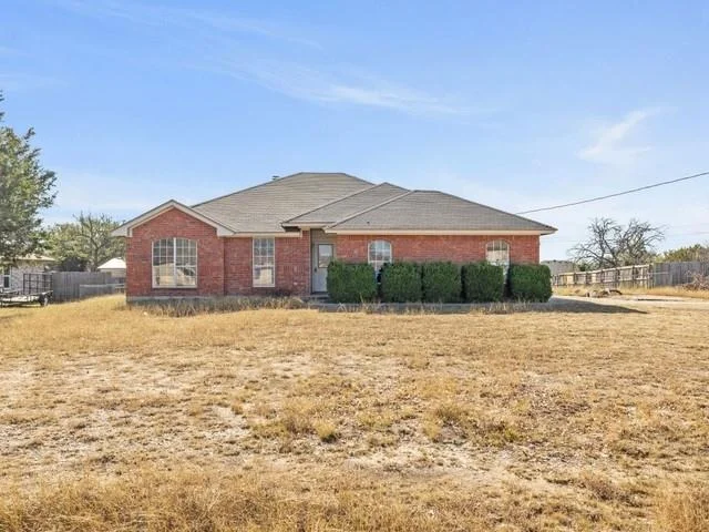 Unit for sale at 121 Meadow Lake LN, Kempner, TX 76539