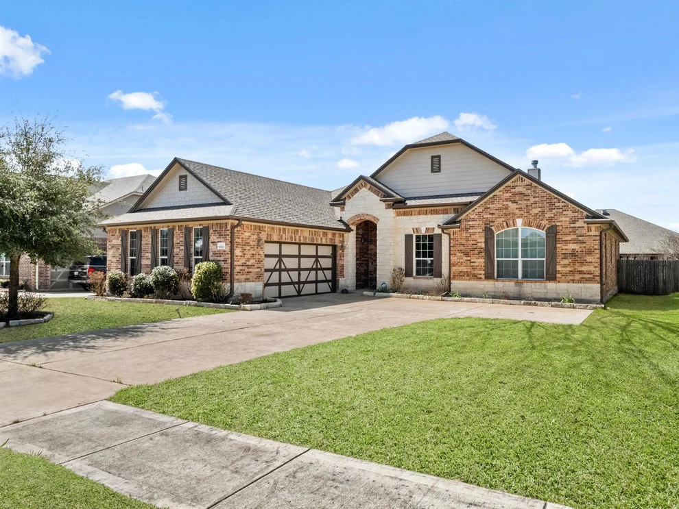 Unit for sale at 18512 Pencil Cactus DR, Pflugerville, TX 78660