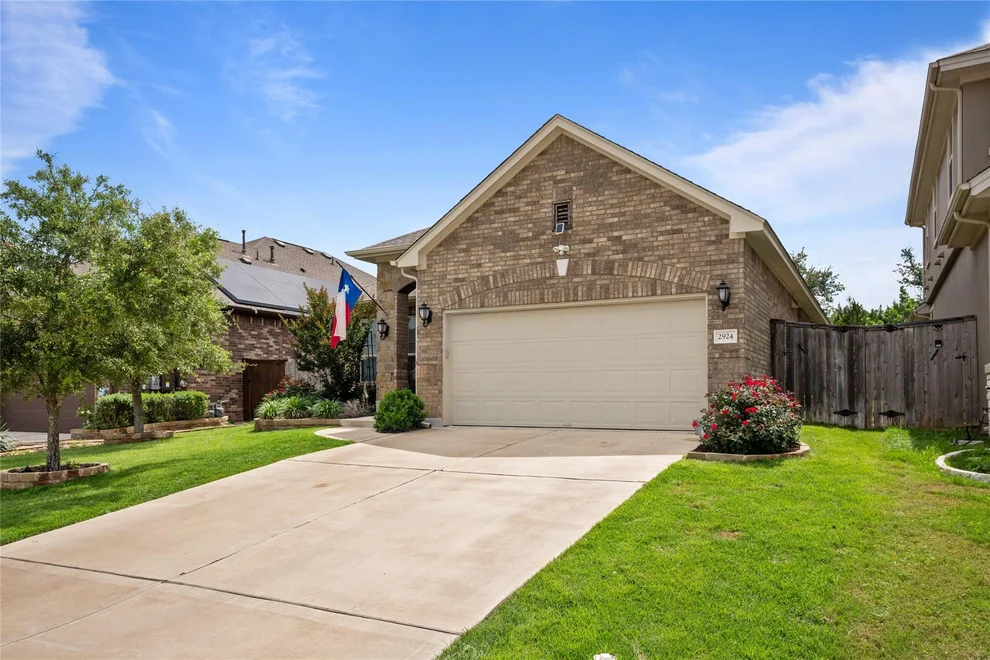 Unit for sale at 2924 Scout Pony DR, Leander, TX 78641