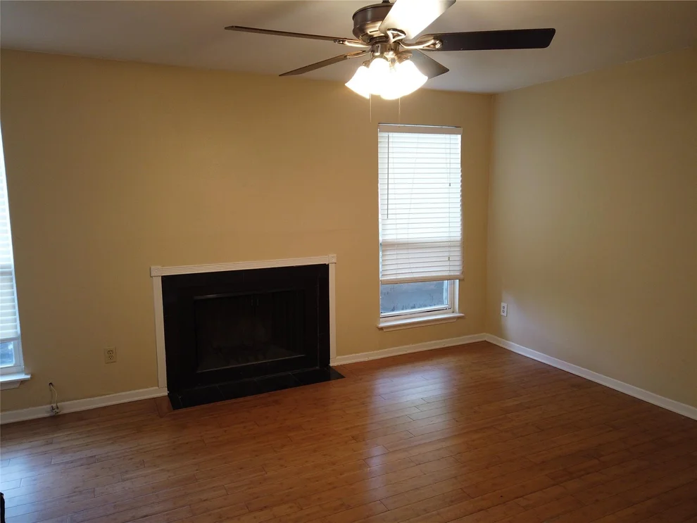 Unit for sale at 1000 W 26th ST, Austin, TX 78705