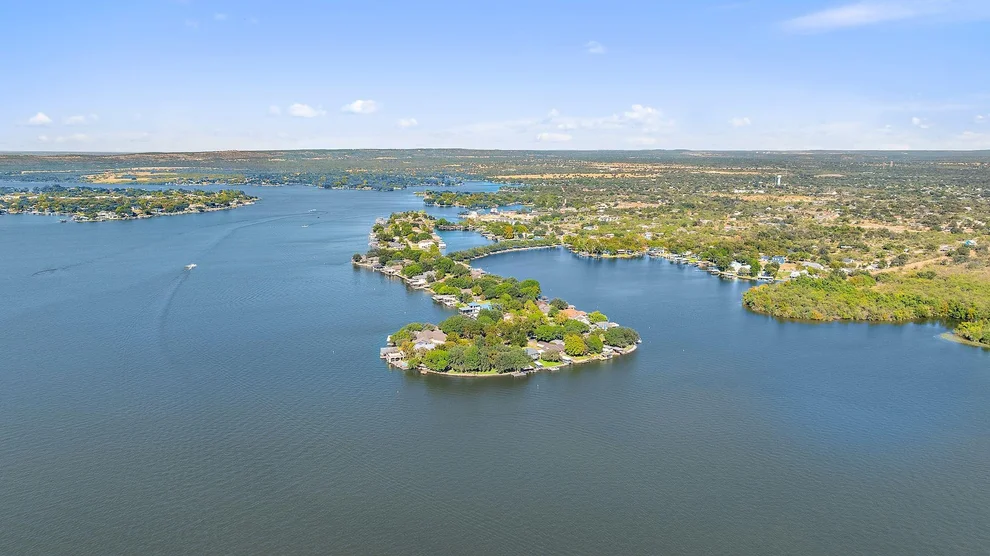 Unit for sale at 14 Beaver IS, Granite Shoals, TX 78654