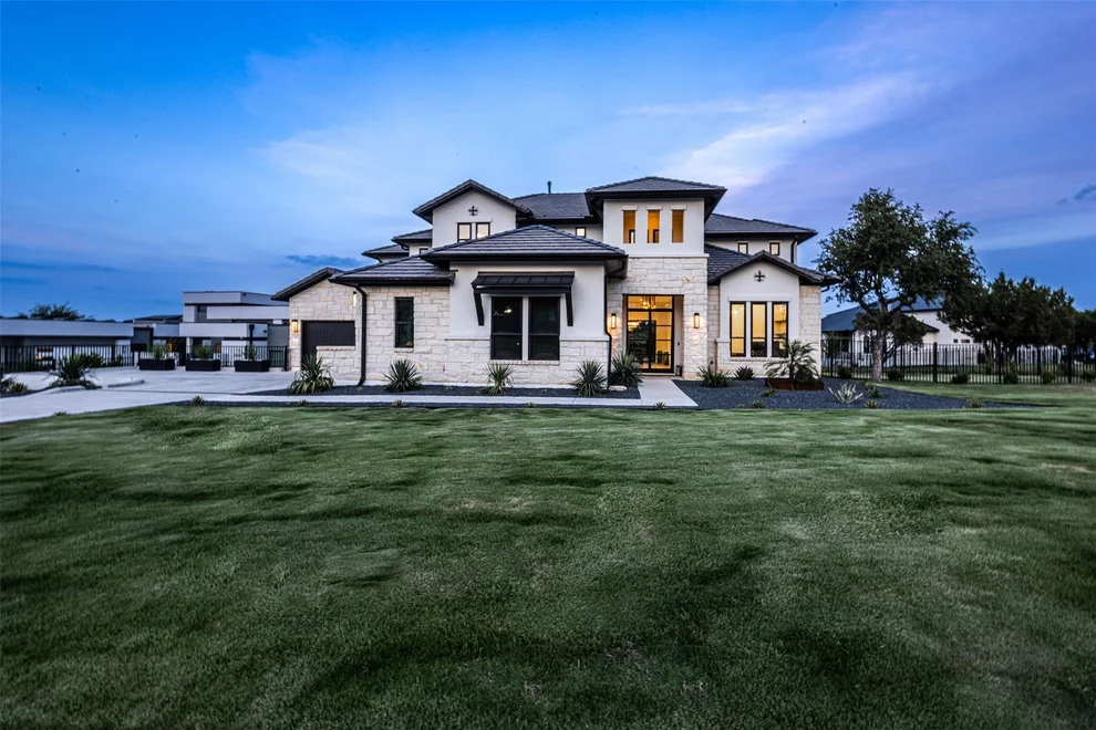 Unit for sale at 7417 Davenport Divide RD, Austin, TX 78738