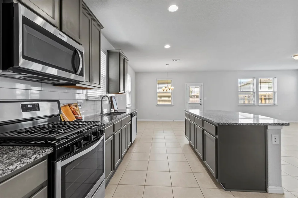 Unit for sale at 520 Betty Ann WAY, Leander, TX 78641