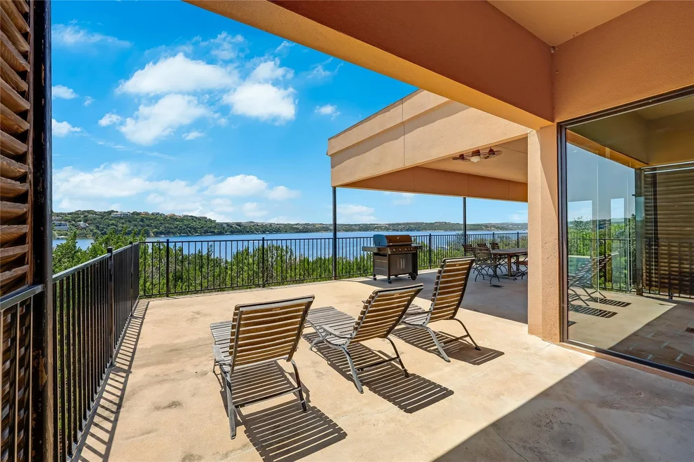 Unit for sale at 18703 Lakeland DR, Point Venture, TX 78645