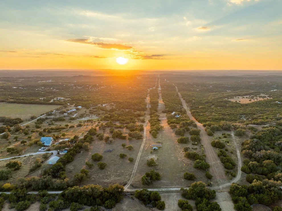 Unit for sale at 3230 W Fitzhugh RD, Dripping Springs, TX 78620