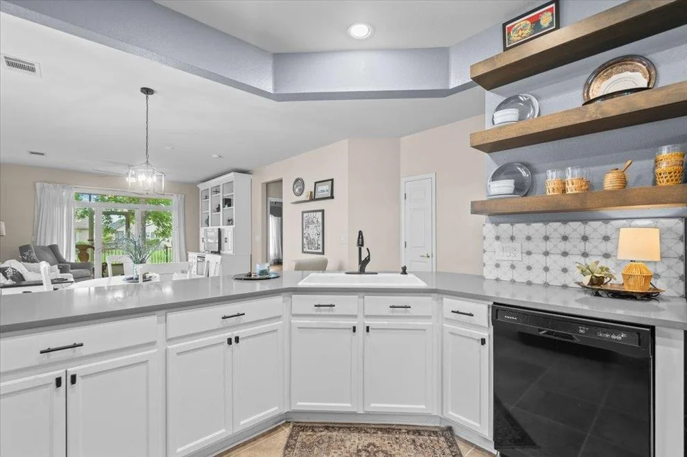 Unit for sale at 113 Honey Creek TRL, Georgetown, TX 78633