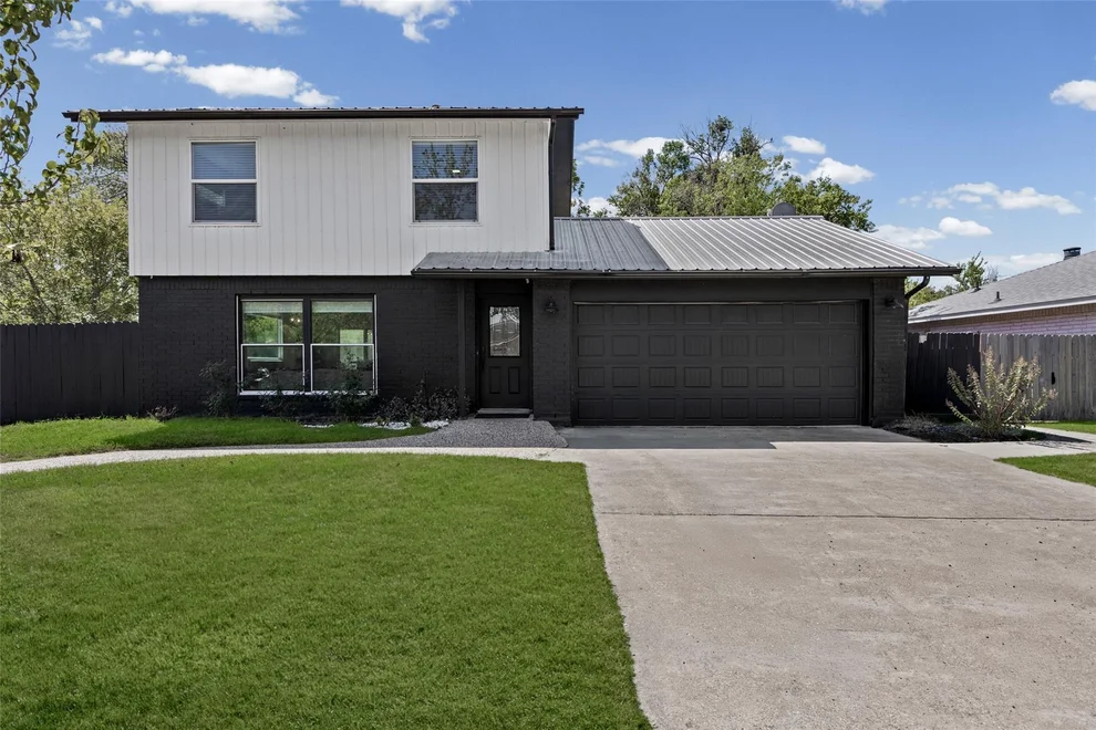 Unit for sale at 1101 Kenyon DR, Austin, TX 78745