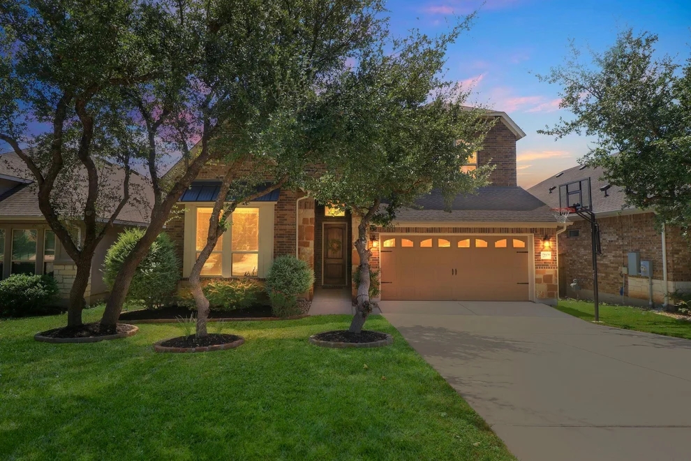Unit for sale at 15609 Cinca Terra DR, Austin, TX 78738