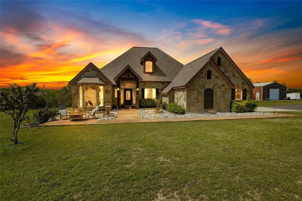Unit for sale at 175 N Showhorse DR, Liberty Hill, TX 78642