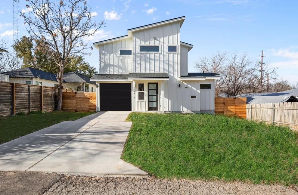 Unit for sale at 2207 E 13th ST, Austin, TX 78702