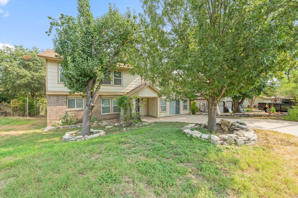 Unit for sale at 8308 Hanbridge LN, Austin, TX 78736