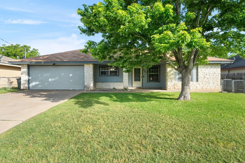 Unit for sale at 909 Garden View DR, Georgetown, TX 78628