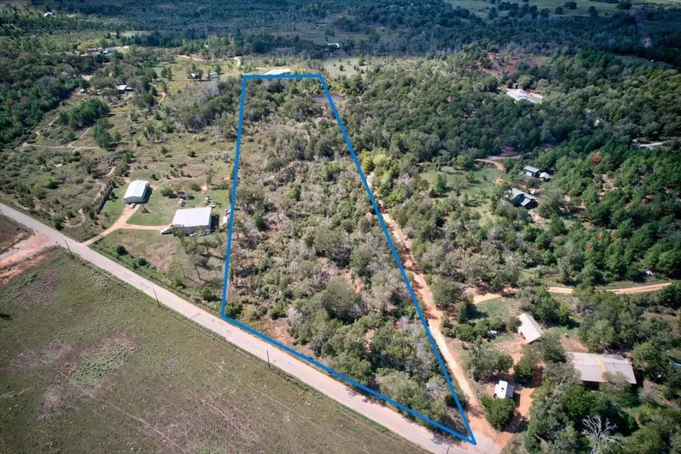 Unit for sale at 123 ABBEY LN, Smithville, TX 78957