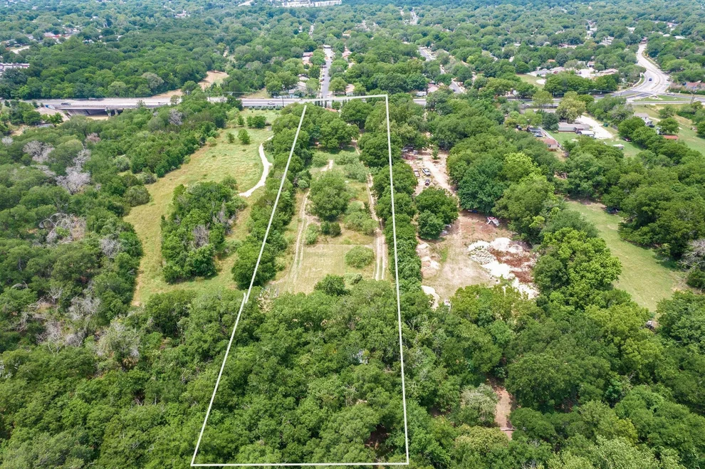 Unit for sale at 6405 S Pleasant Valley RD, Austin, TX 78744