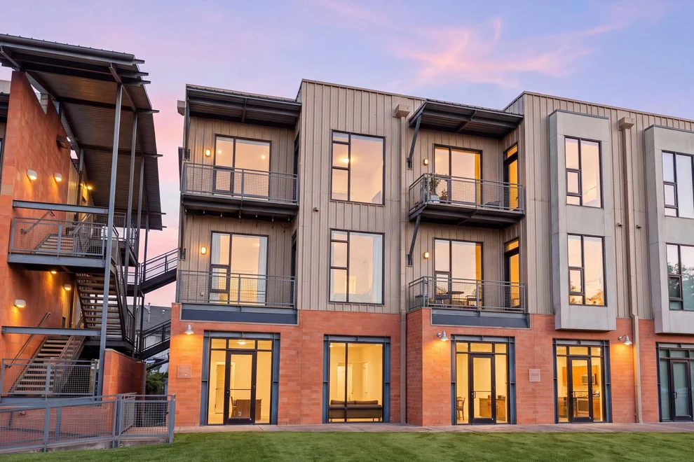 Unit for sale at 2525 S Lamar BLVD, Austin, TX 78704