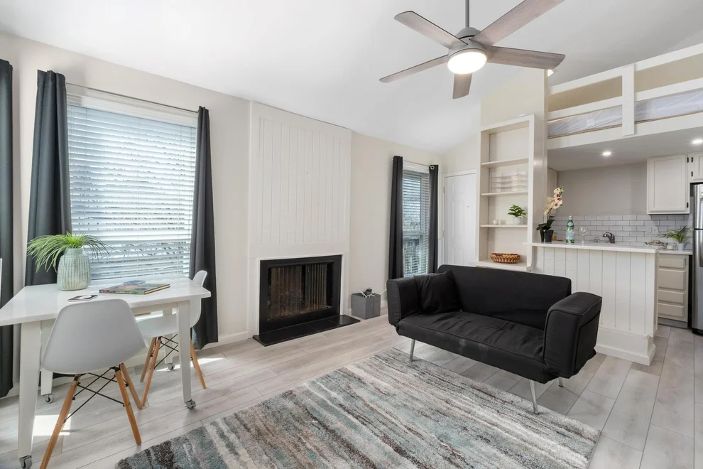 Unit for sale at 1000 W 26th ST, Austin, TX 78705