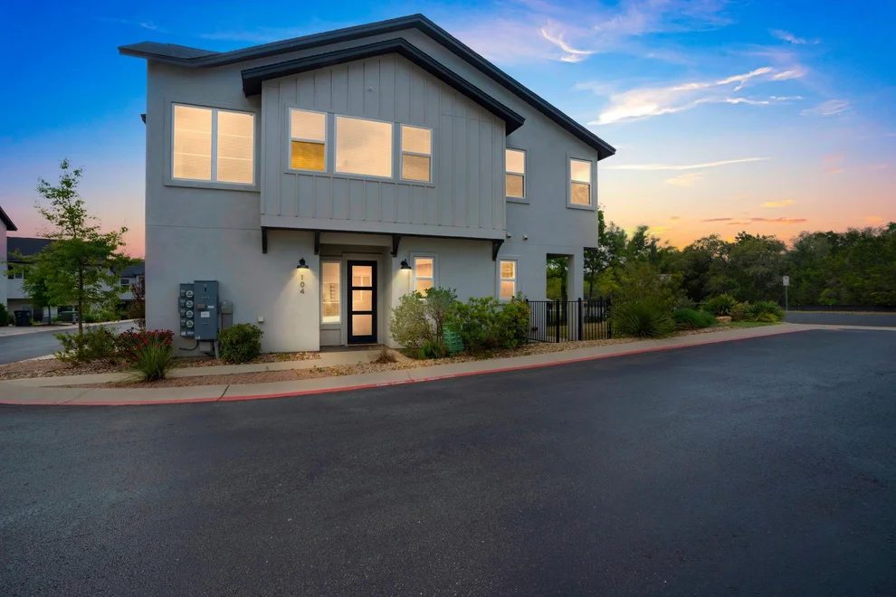 Unit for sale at 12001 Vista Parke DR, Austin, TX 78726