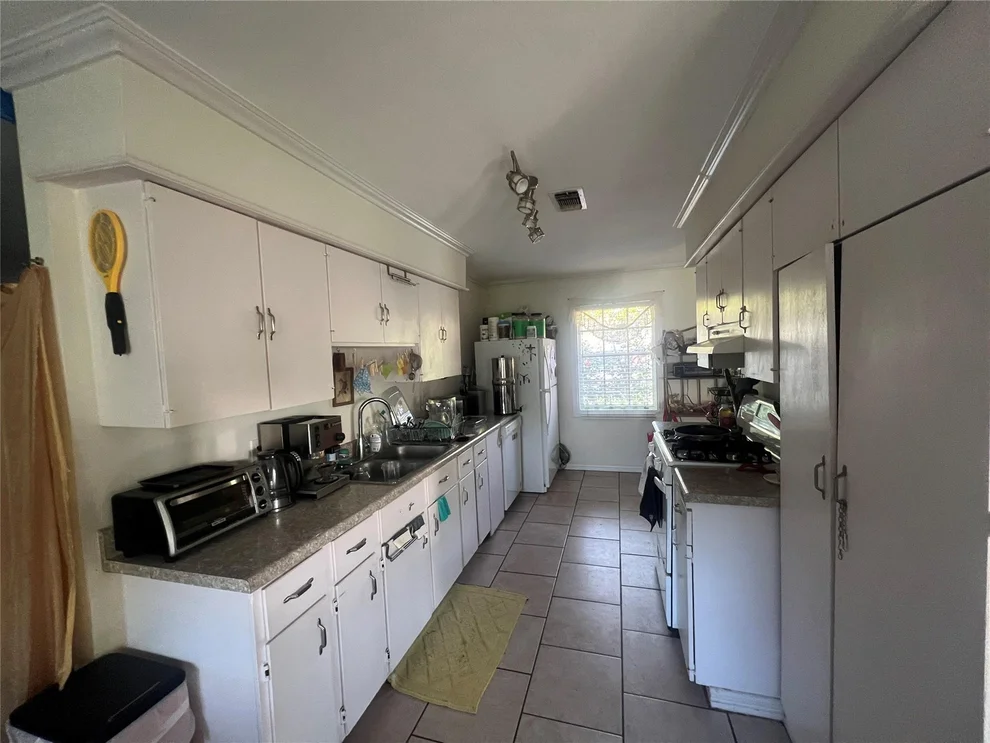 Unit for sale at 5202 Beechmoor DR, Austin, TX 78723