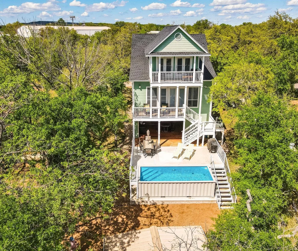 Unit for sale at 1943 Glencove DR, Kingsland, TX 78639